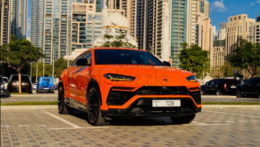 Lamborghini Urus Standard