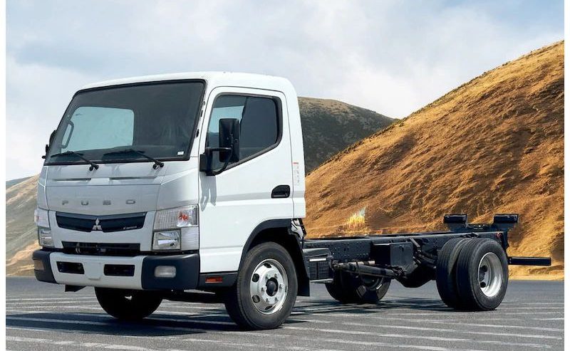 Mitsubishi Canter Standard