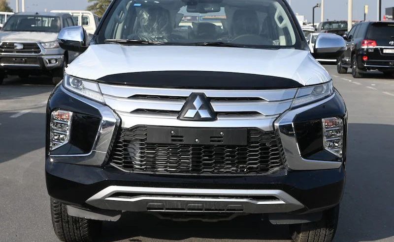 Mitsubishi Pajero Sport Midline