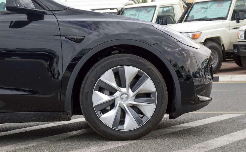 Tesla Model Y Long Range