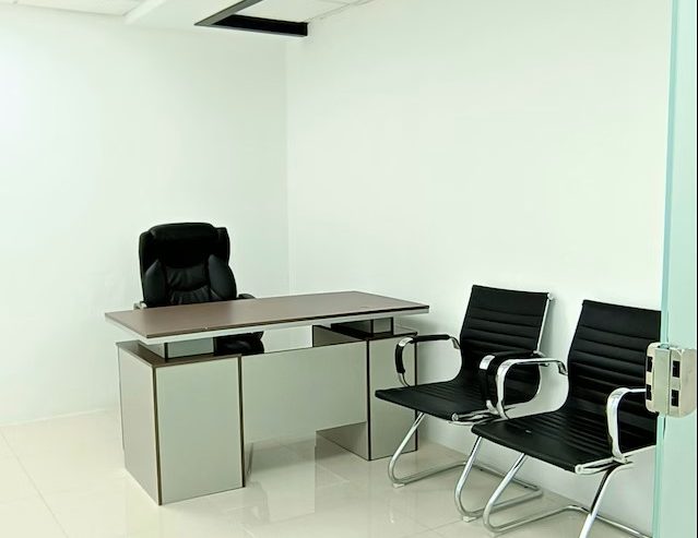 Separate Office | Meeting Room | Near Metro