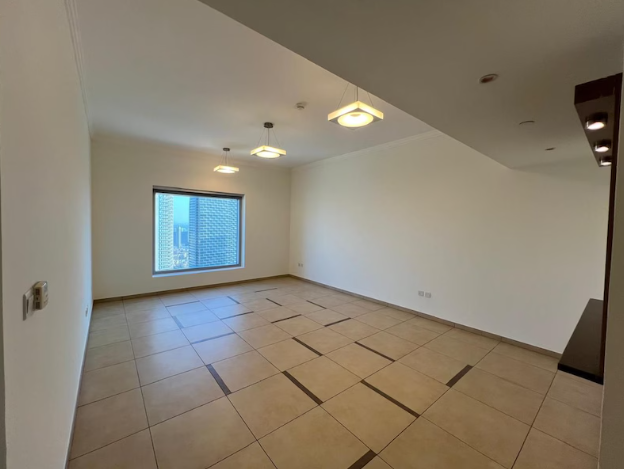 Luxurious | 2 BR, 1 Master BR | Chiller Free (A/C Free) | Dubai Mall View