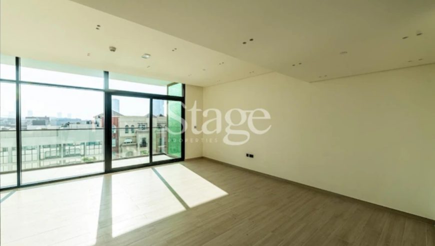 Brand New | Fully Fitted | Balcony | Easy Access