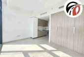 Branded Ultra Modern Spacious Ac And Amenities Free