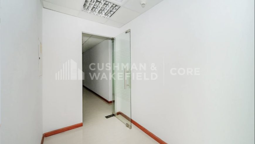 Fitted Office With Partitions | Freezone | Vacant