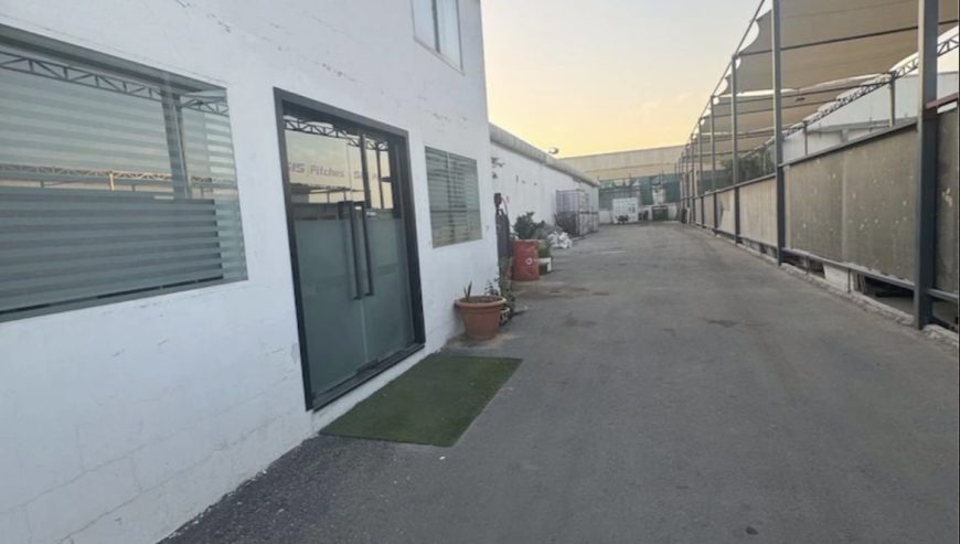 40000 Sq Ft Warehouse Wit Land For Sale In Al AL QUOZ