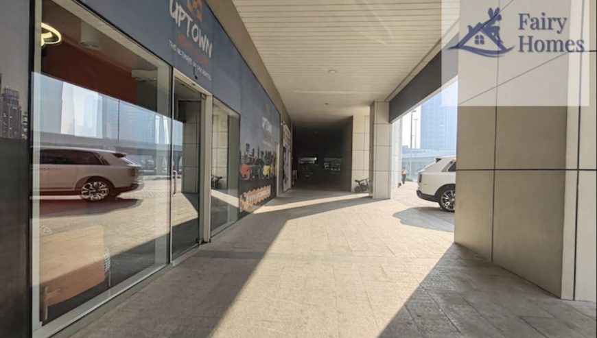 RETAIL SHOP FOR SALE IN BUSINESS BAY