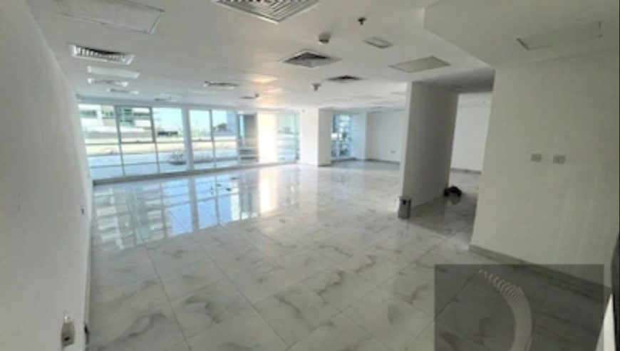 Prime Location | Freehold Tower Deira | Near Metro