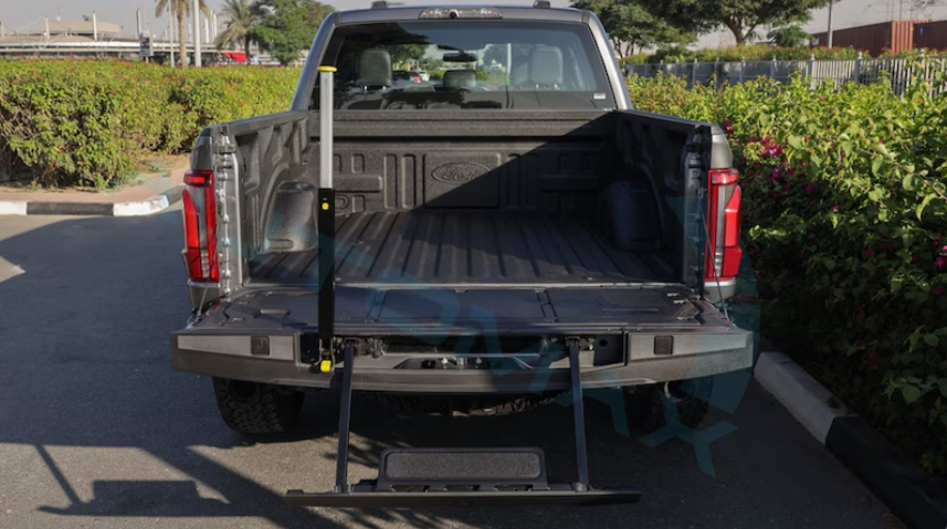 Ford F-Series Pickup Raptor