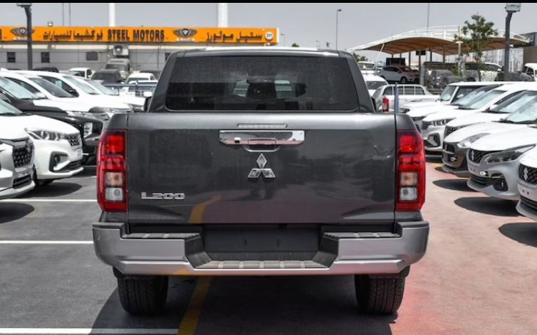 Mitsubishi L200 Double Cab GLX