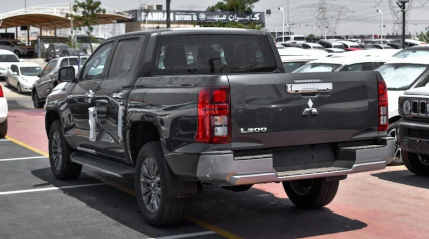 Mitsubishi L200 Double Cab GLX