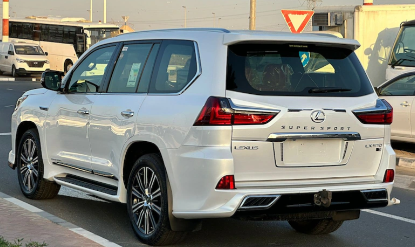 Lexus LX570 Signature