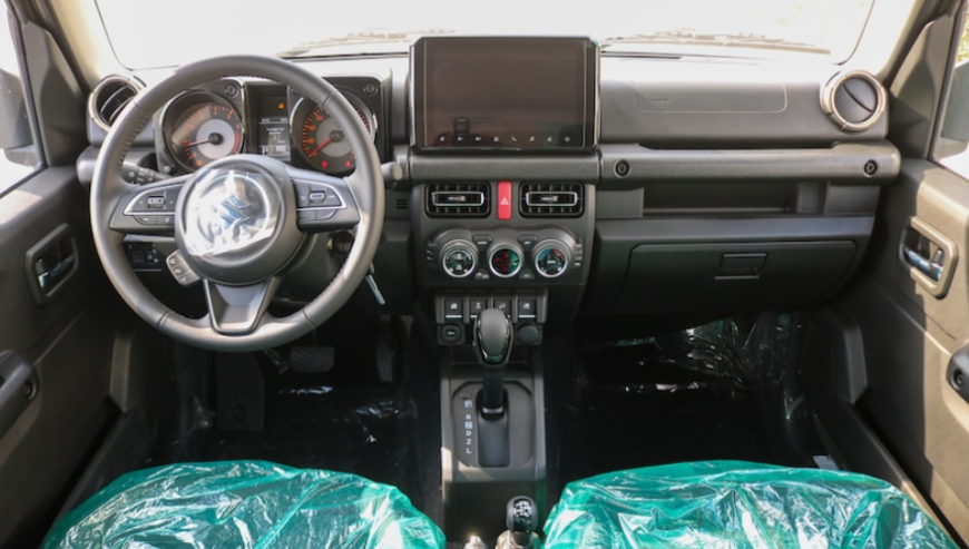 Suzuki Jimny GLX AT