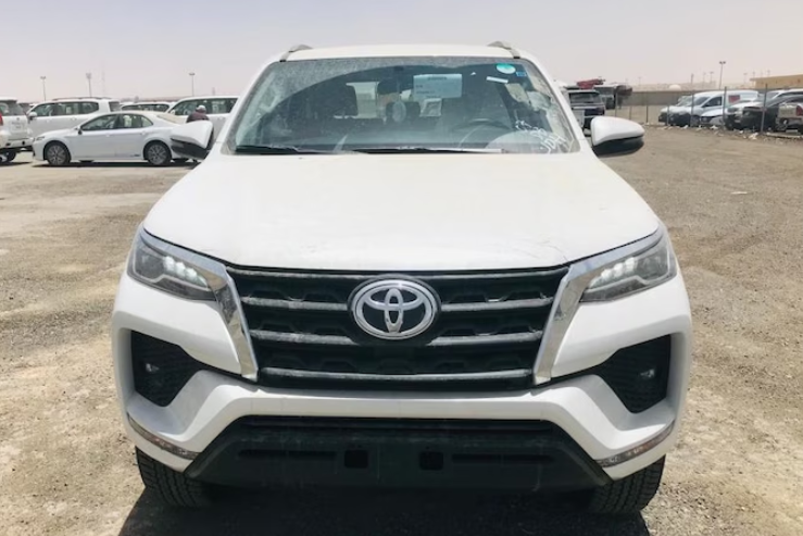 Toyota Fortuner VXR