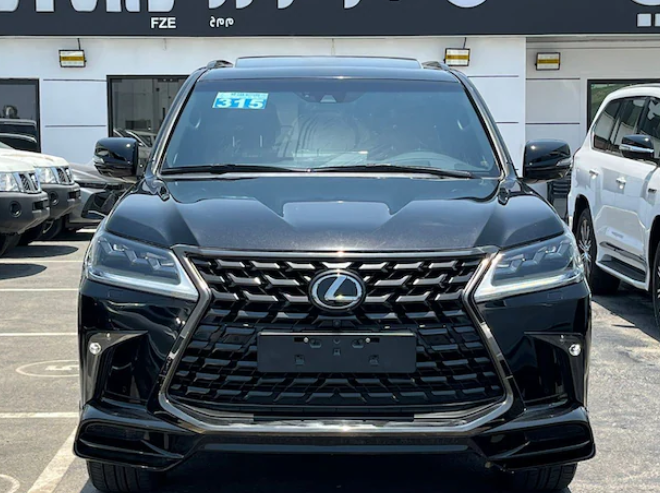 Lexus LX570 Signature Black Edition