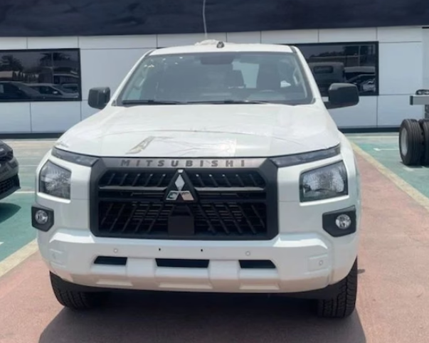 Mitsubishi L200 Double Cab GLX