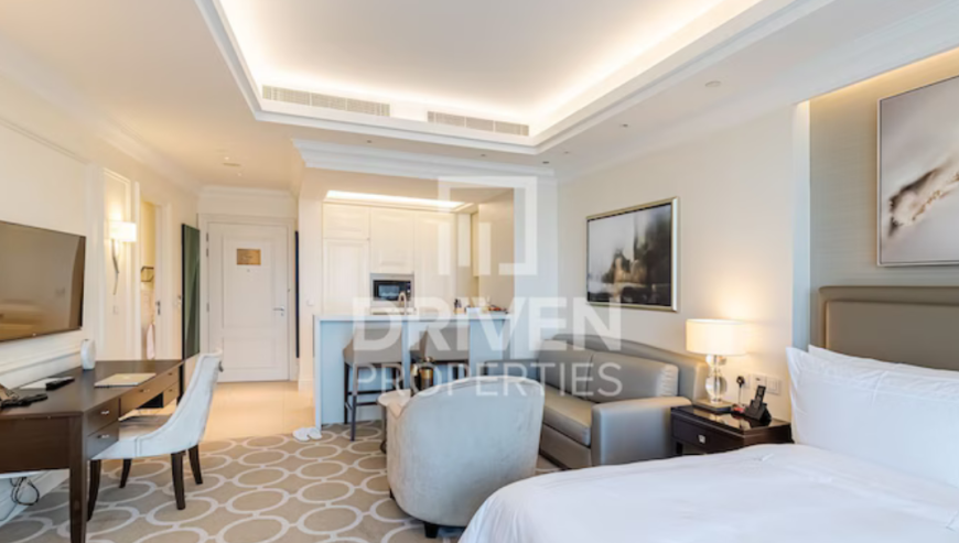 Spacious Studio with Balcony | DIFC View