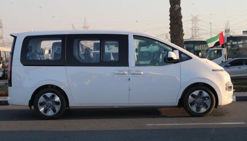 Hyundai Staria Premium Smartstream