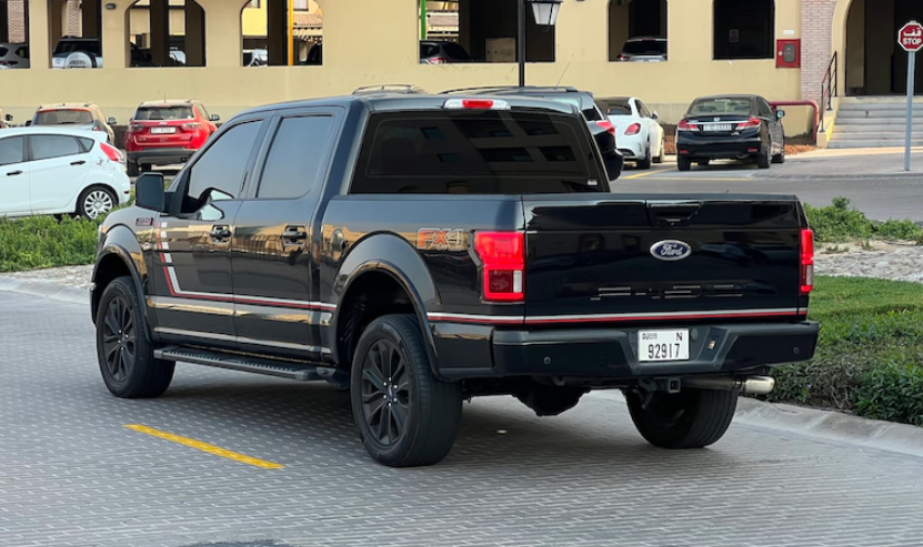 Ford F-Series Pickup Lariat FX4