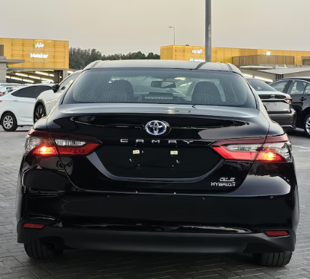 Toyota Camry GLE