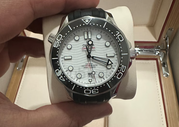 Omega Seamaster Dive 300m Automatic