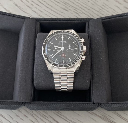 Omega Speedmaster Moonwatch