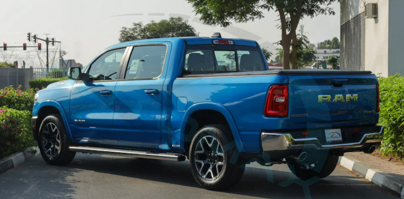 Dodge Ram 1500 Laramie Crew