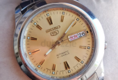 Vintage Seiko5 Automatic 7S26 caliber 21-jewels Golden 39mm Dial Japan made Mens Watch (USED)