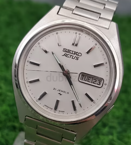 Vintage Seiko 5 Actus Automatic 7019-8010 Silver Dial Day Date Japan made watch for Men’s