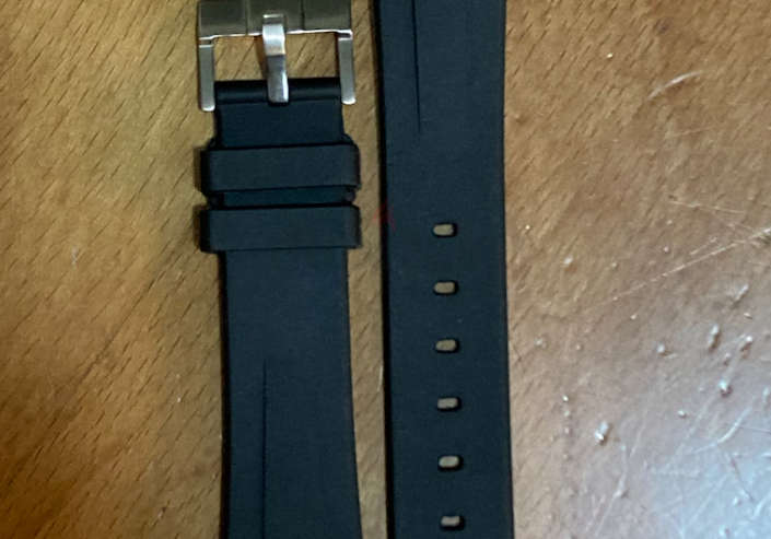 Rubber B watch strap