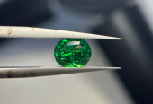 Tsavorite vivid green 1.08 cts