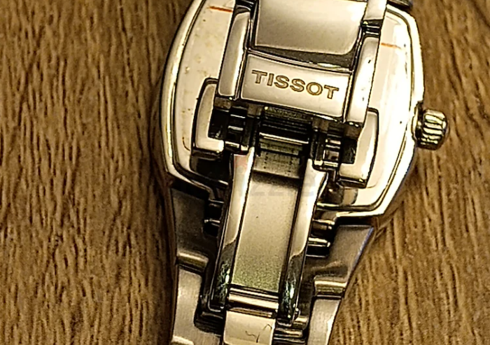 Vintage Tissot Femini-T watch with Diamonds Sapphire glass