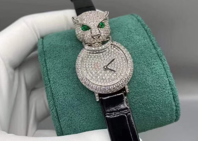 La Panthère de Cartier Watch for ladies