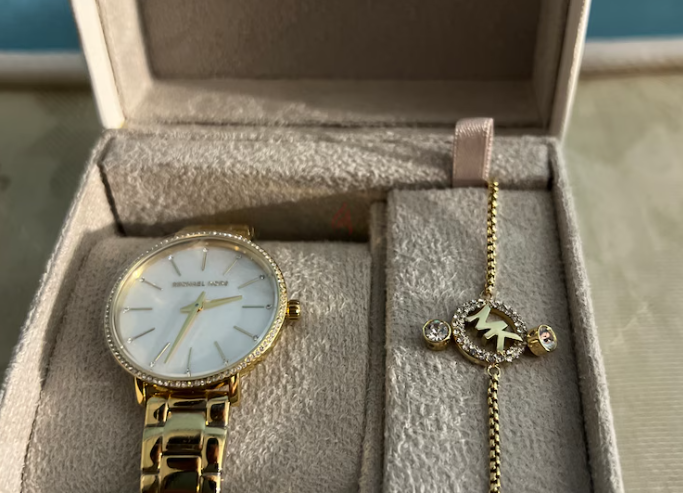 MICHAEL KORS WATCH ON SALE