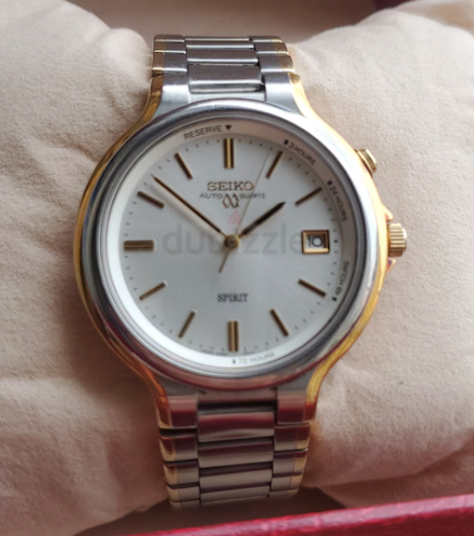 Rare Vintage Seiko Auto Quartz caliber 5M22 Stainless Steel Two tone Japan made Mens Watch(USED)