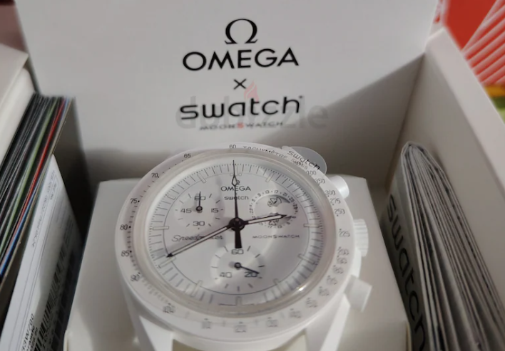 Moonphase white,Omega swatch..