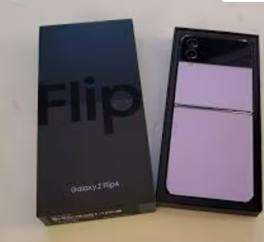 Samsung Flip 4 like new