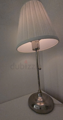 Excellent Condition Side Table Lamp