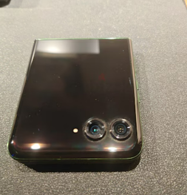 Razr 50 ultra (Green)