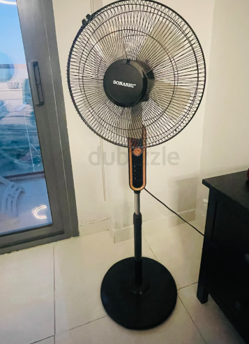 Pedestal Fan for sale