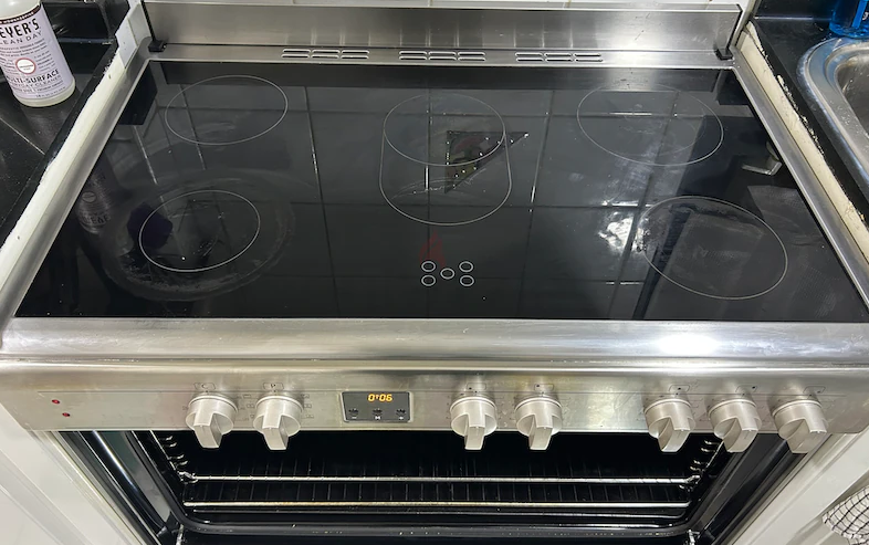 5 Burner Electric Cooker (90x60cm) – Wolf Power