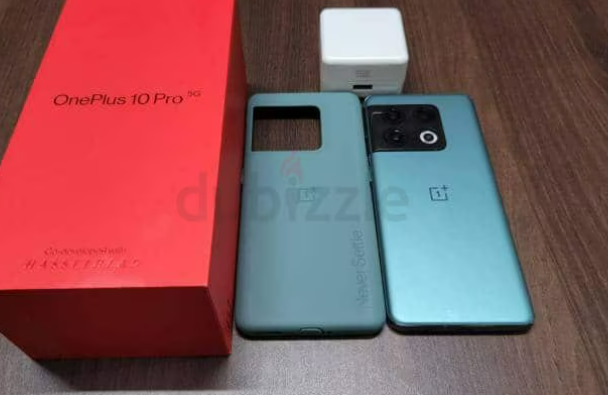 ONE PLUS 10 PRO 128 GB STORAGE 8 GB RAM