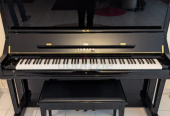 Yamaha U3 Piano in excellent condition