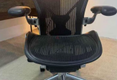 Herman Miller Aeron chair size C