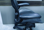 Herman Miller chair size B