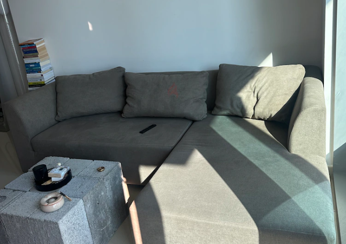 Sofa L shape perfect condition