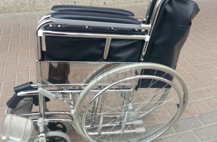 Wheel chair fully foldable