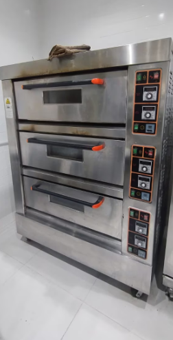 Kitchen Equipment in Excellent Condition