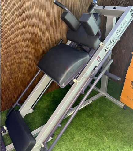 Body solid leg press