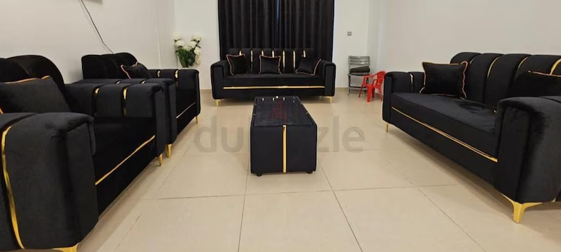 sofa set Black 7 seater brand new with table